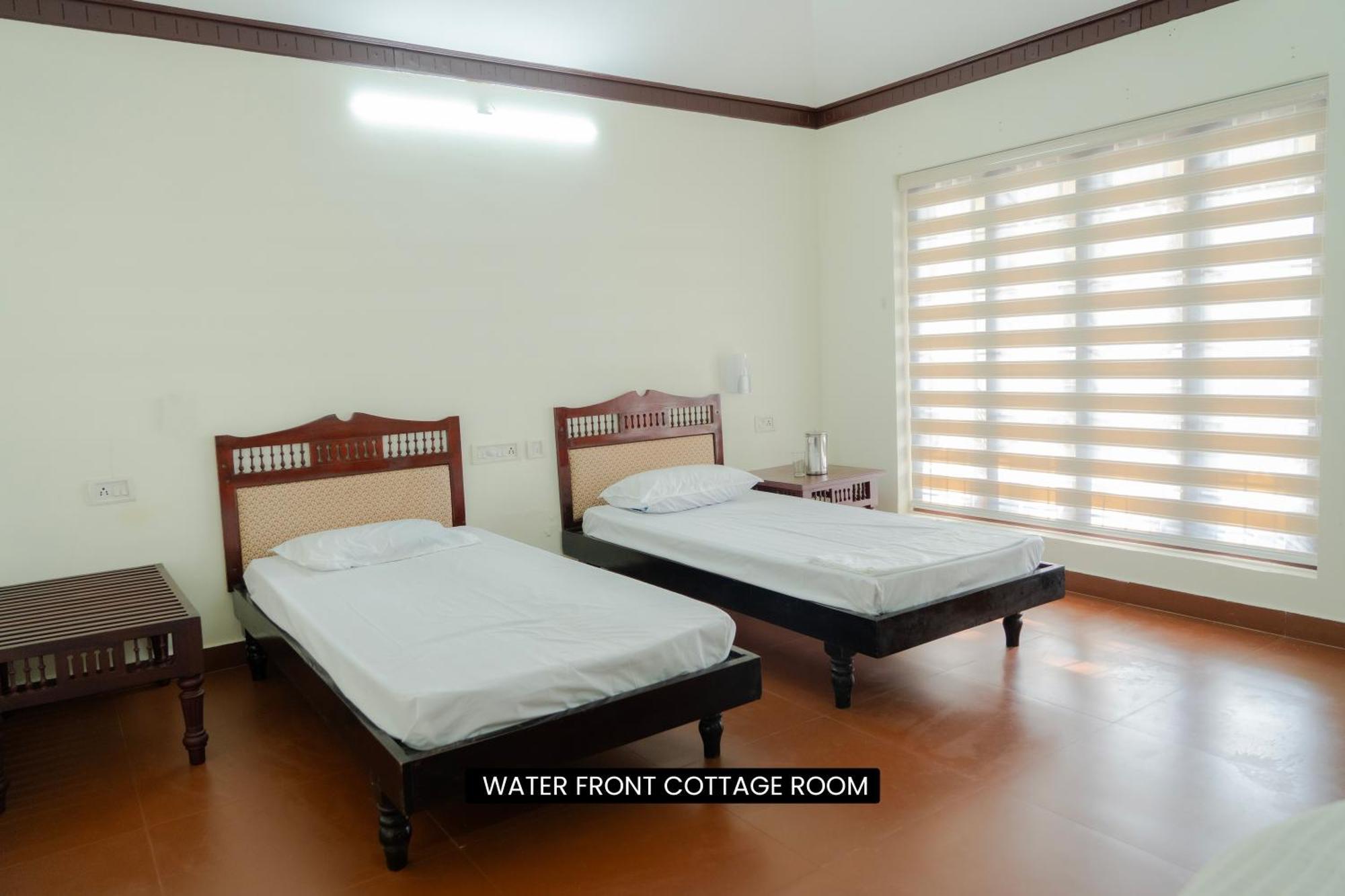 Dhathri Ayurveda Resort And Panchakarma Centre Kāyankulam Kültér fotó